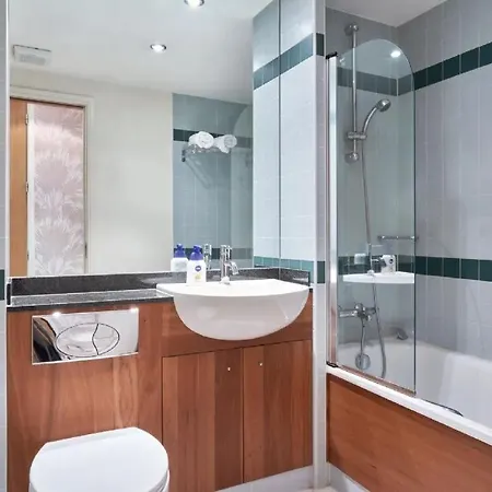 Large Stylish Bright & Luxurious 2 Bed 펜션 더블린